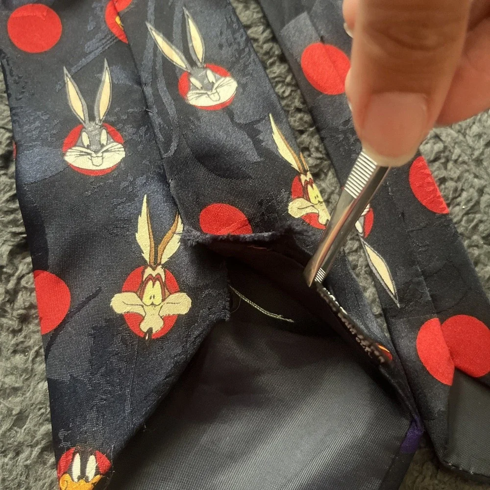 Warner Bros Looney Tunes Tie Men OS Black Red Character Polka Dot 90s Vintage